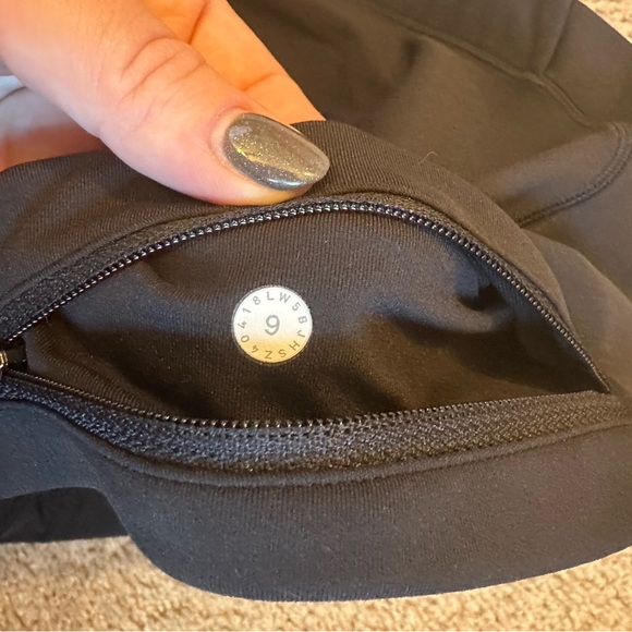 Lululemon leggings - Picture 4 of 7